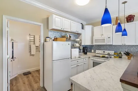 957 Summit Avenue Harrisonburg VA 22802