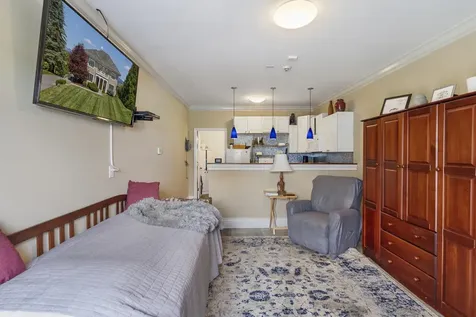 957 Summit Avenue Harrisonburg VA 22802