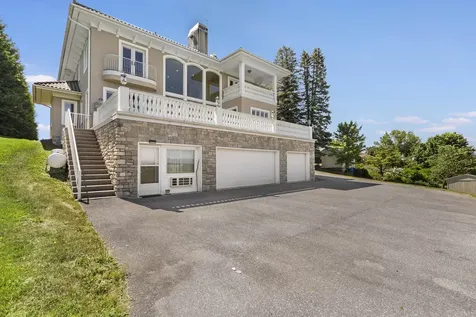 957 Summit Avenue Harrisonburg VA 22802