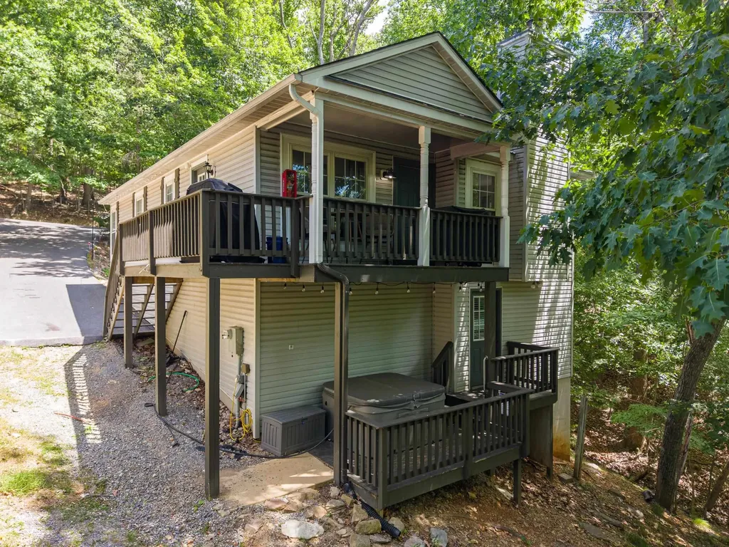 4241 Palmer Road Mcgaheysville VA 22840