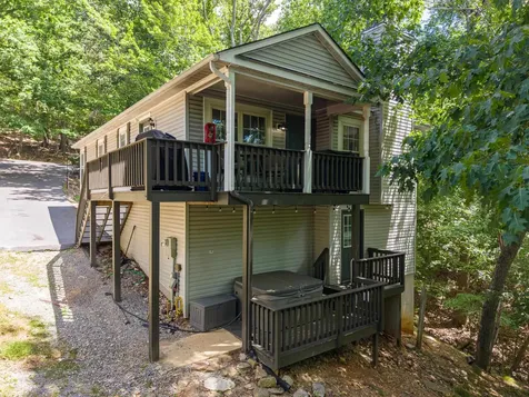 4241 Palmer Road Mcgaheysville VA 22840