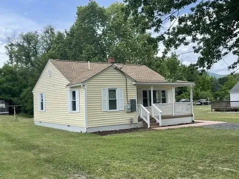336 Railroad Avenue W Craigsville VA 24430