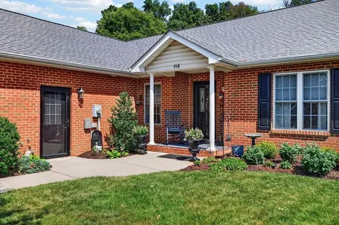116 Red Oak Drive Staunton VA 24401