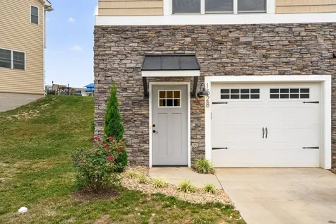 1528 Palomino Trail Rockingham VA 22801
