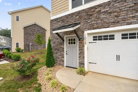 1528 Palomino Trail Rockingham VA 22801