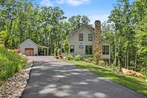 113 Shepherds Trail Hot Springs VA 24445