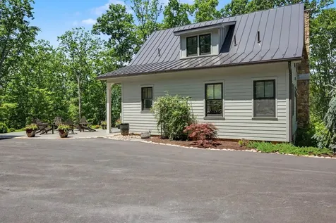 113 Shepherds Trail Hot Springs VA 24445