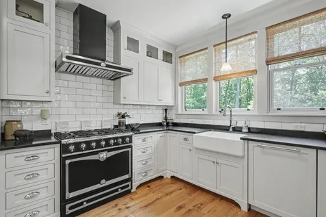 113 Shepherds Trail Hot Springs VA 24445