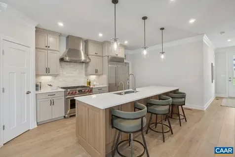 4B-432 Belvedere Boulevard Charlottesville VA 22901