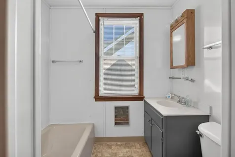 476 Wolfe Street W Harrisonburg VA 22802