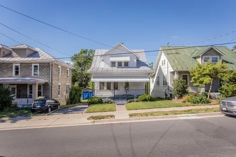 476 Wolfe Street W Harrisonburg VA 22802
