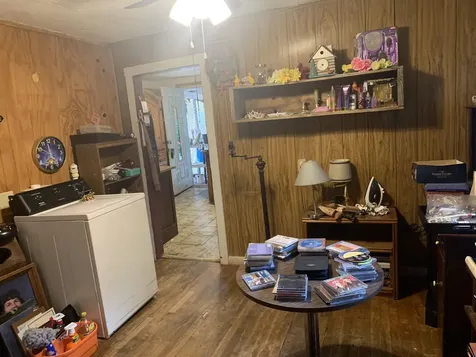 1216 Beverley Street W Staunton VA 24401