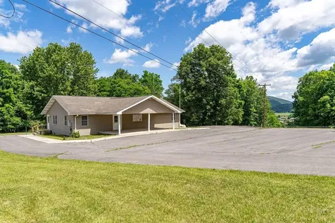 204 Gambill Road Franklin WV 26807