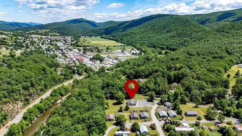 204 Gambill Road Franklin WV 26807