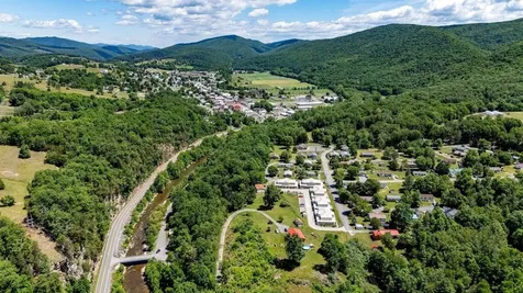 204 Gambill Road Franklin WV 26807