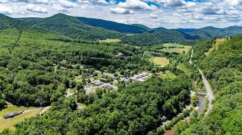 204 Gambill Road Franklin WV 26807