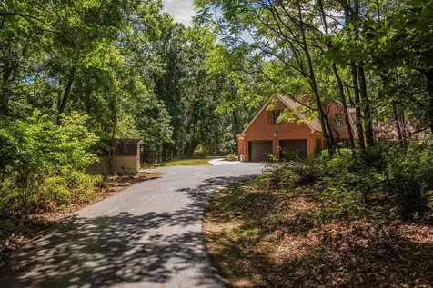926 Trinity Church Road Rockingham VA 22802