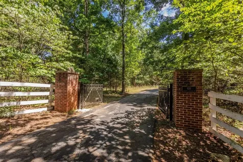 926 Trinity Church Road Rockingham VA 22802