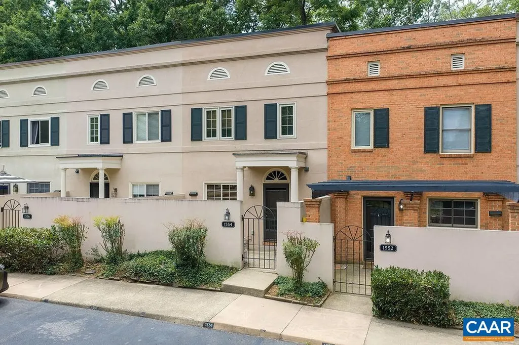 1554 Garden Court Charlottesville VA 22901