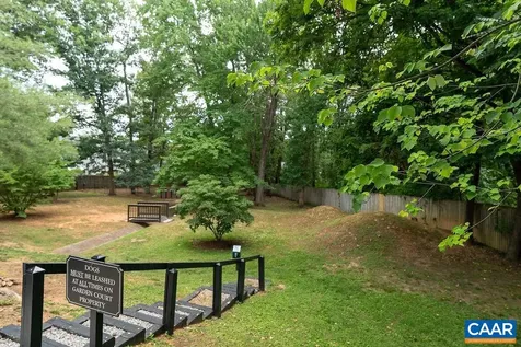 1554 Garden Court Charlottesville VA 22901
