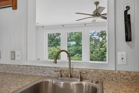 450 Mountain View Drive Staunton VA 24401