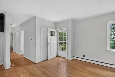 450 Mountain View Drive Staunton VA 24401