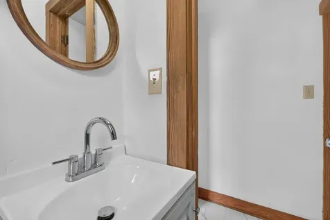 503 Birch Avenue Grottoes VA 24441
