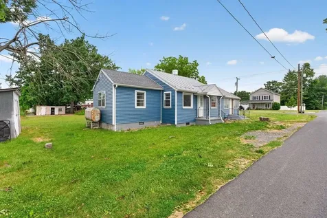 503 Birch Avenue Grottoes VA 24441
