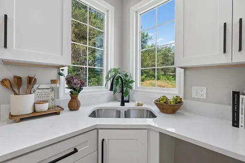 211 Suffolk Drive Rockingham VA 22801
