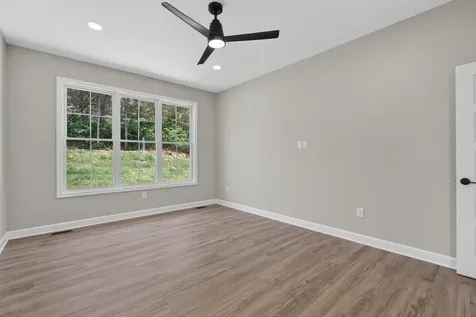 211 Suffolk Drive Rockingham VA 22801