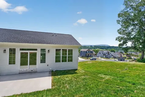 211 Suffolk Drive Rockingham VA 22801