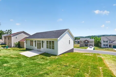 211 Suffolk Drive Rockingham VA 22801