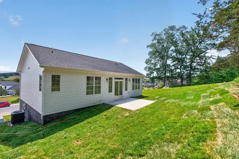 211 Suffolk Drive Rockingham VA 22801