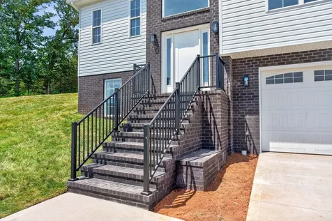 211 Suffolk Drive Rockingham VA 22801