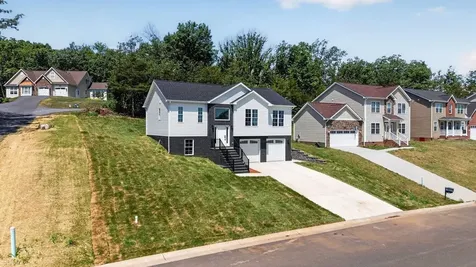 211 Suffolk Drive Rockingham VA 22801