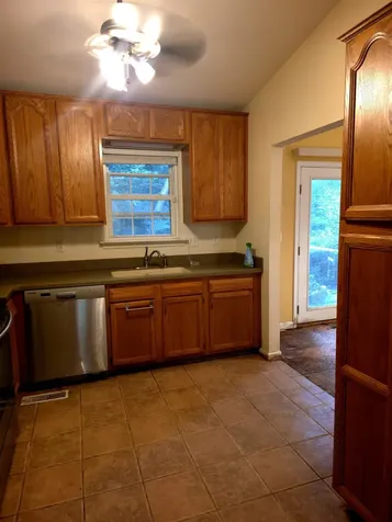412 Devon Road Staunton VA 24401