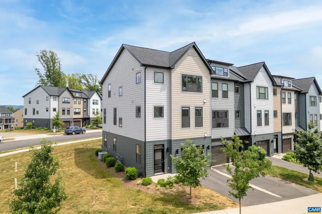 2217 Fowler Circle Charlottesville VA 22901