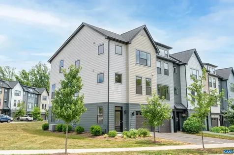 2217 Fowler Circle Charlottesville VA 22901