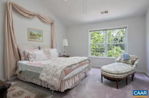 1335 Wimbledon Way Charlottesville VA 22901