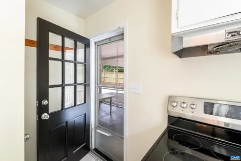 1636 Meadowbrook Heights Road Charlottesville VA 22901