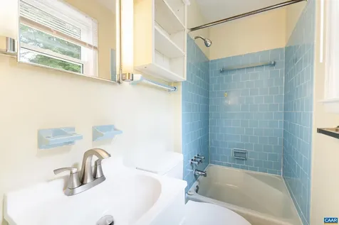 1636 Meadowbrook Heights Road Charlottesville VA 22901