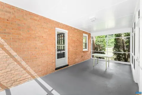 1636 Meadowbrook Heights Road Charlottesville VA 22901