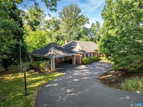 122 Bollingbrook Drive Charlottesville VA 22911