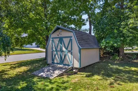 2400 Mosley Street Waynesboro VA 22980