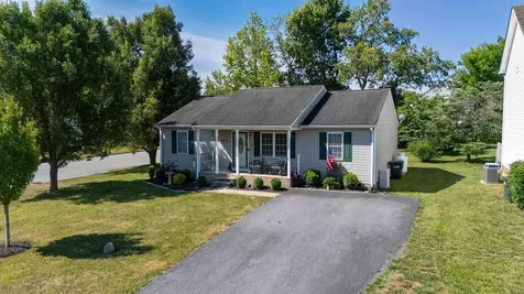 2400 Mosley Street Waynesboro VA 22980
