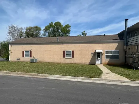 630-634 Charles Street Staunton VA 24401