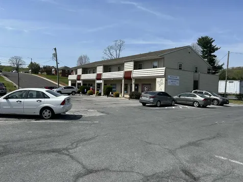 630-634 Charles Street Staunton VA 24401