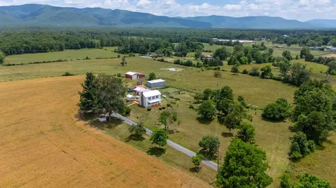 139 Teter Road Grottoes VA 24441