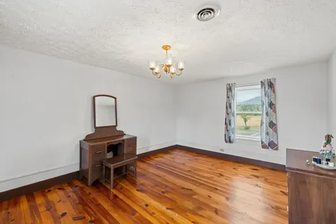 139 Teter Road Grottoes VA 24441