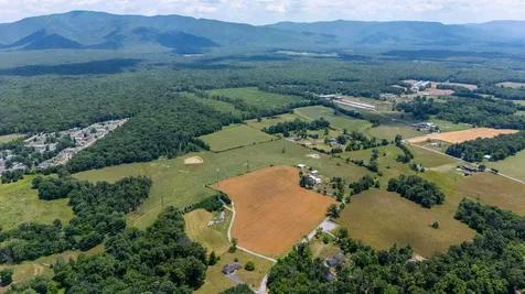 139 Teter Road Grottoes VA 24441